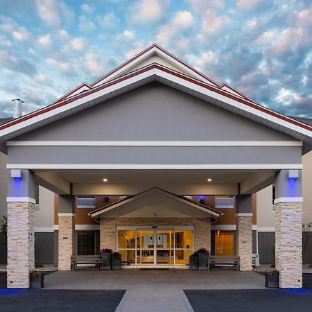 Holiday Inn Express Hotel & Suites Brattleboro By Ihg Exteriör bild