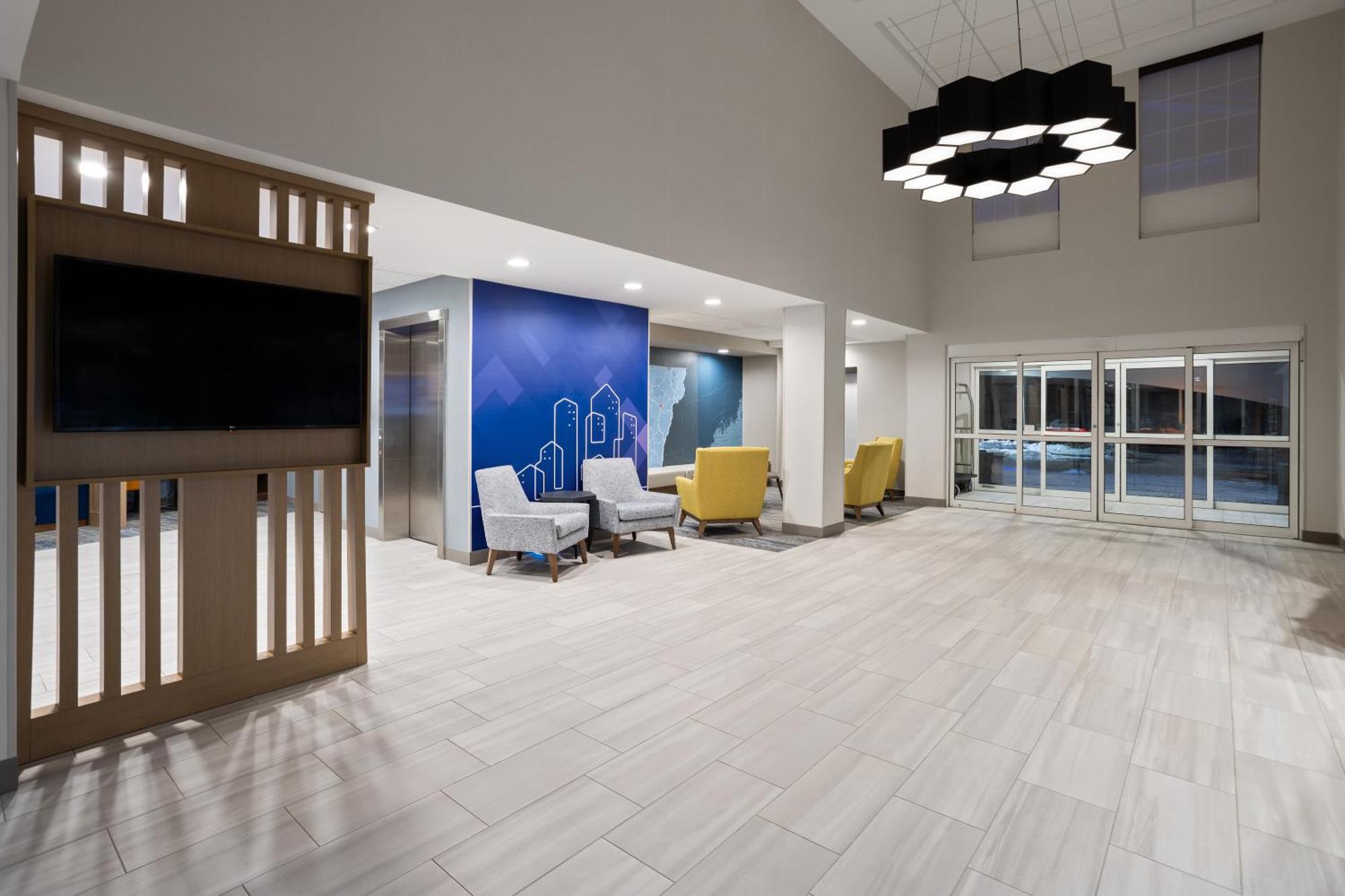 Holiday Inn Express Hotel & Suites Brattleboro By Ihg Exteriör bild