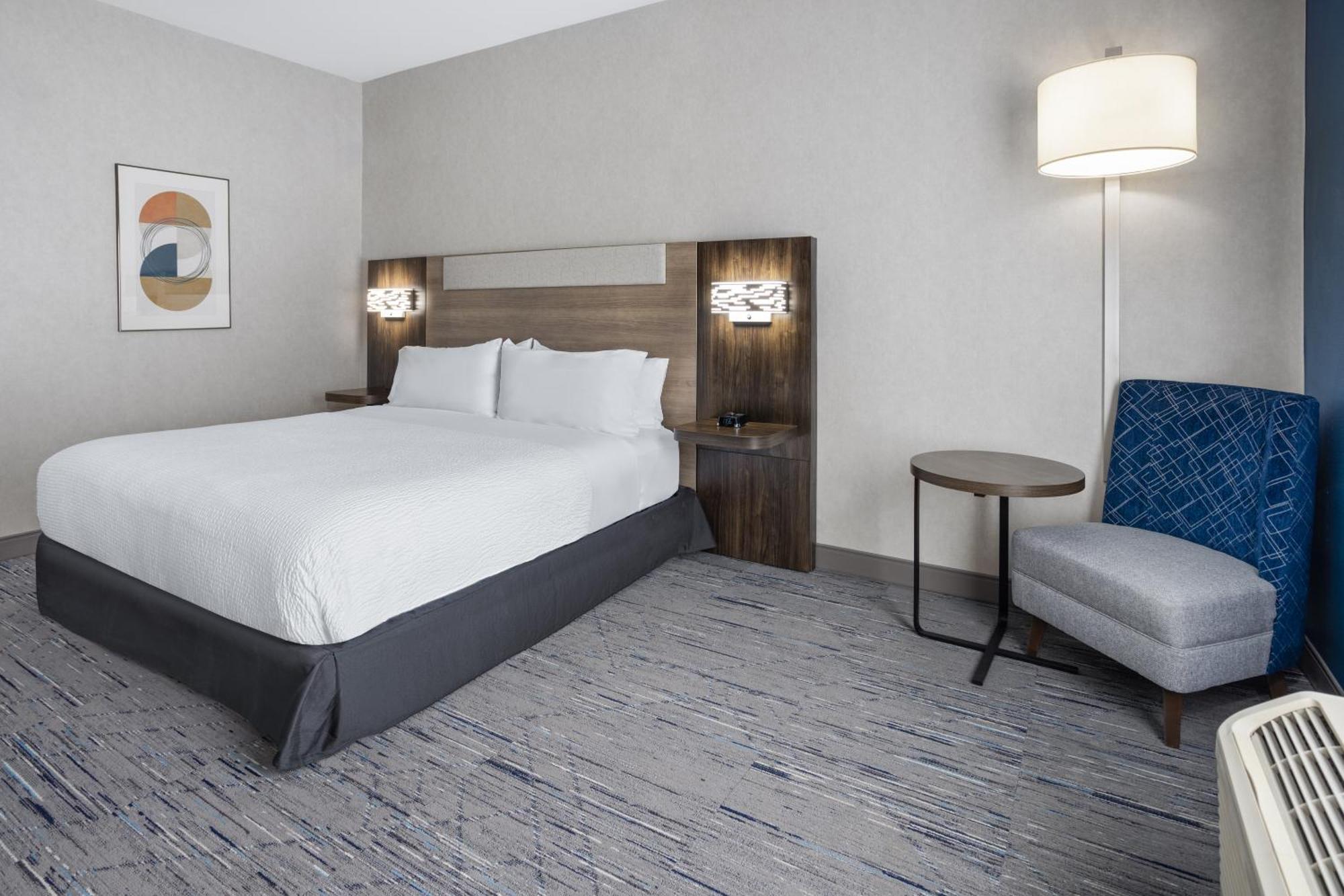Holiday Inn Express Hotel & Suites Brattleboro By Ihg Exteriör bild