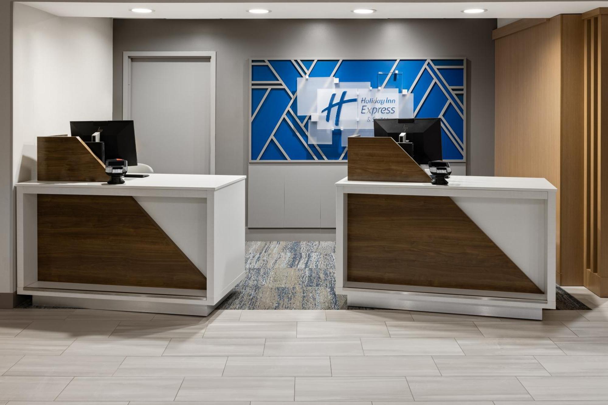 Holiday Inn Express Hotel & Suites Brattleboro By Ihg Exteriör bild