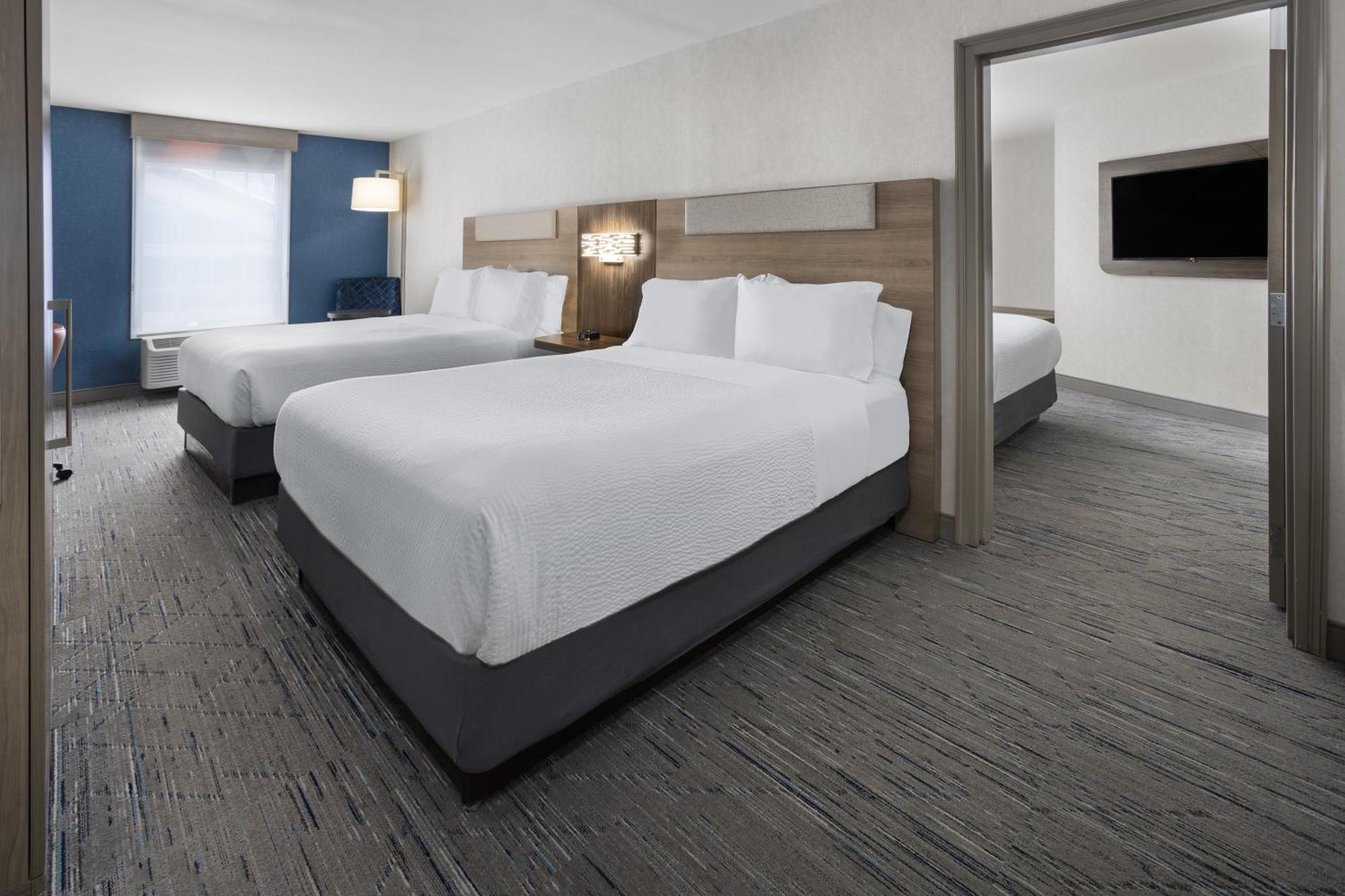 Holiday Inn Express Hotel & Suites Brattleboro, An Ihg Hotel Exteriör bild