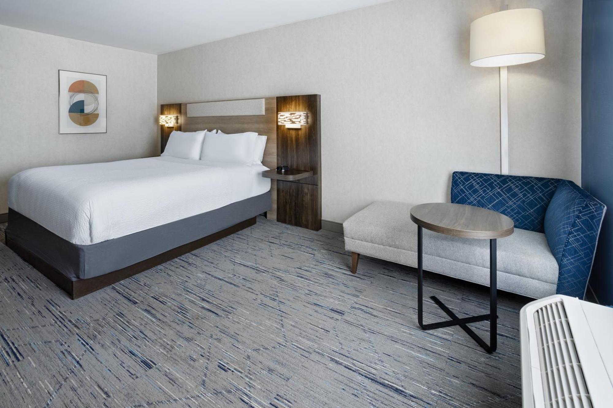Holiday Inn Express Hotel & Suites Brattleboro By Ihg Exteriör bild