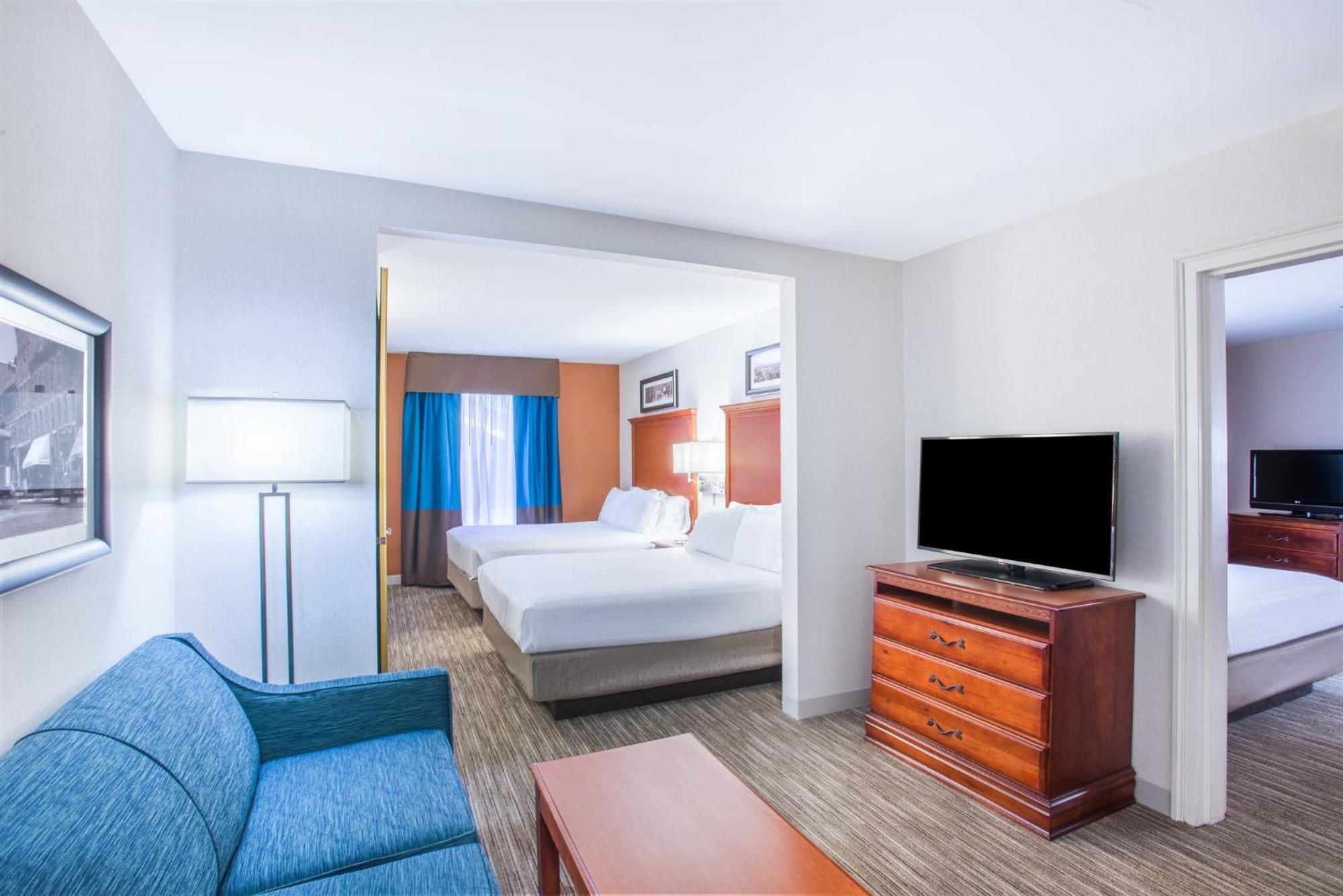 Holiday Inn Express Hotel & Suites Brattleboro By Ihg Exteriör bild